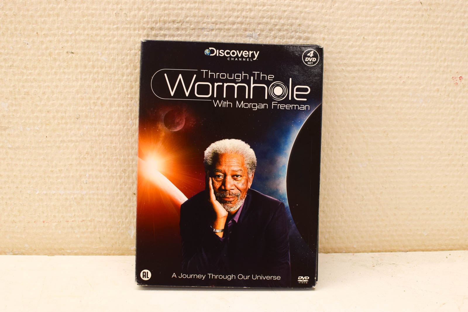 Alternative view of 4 dvd box Through the Wormhole with morgan Freeman  47183