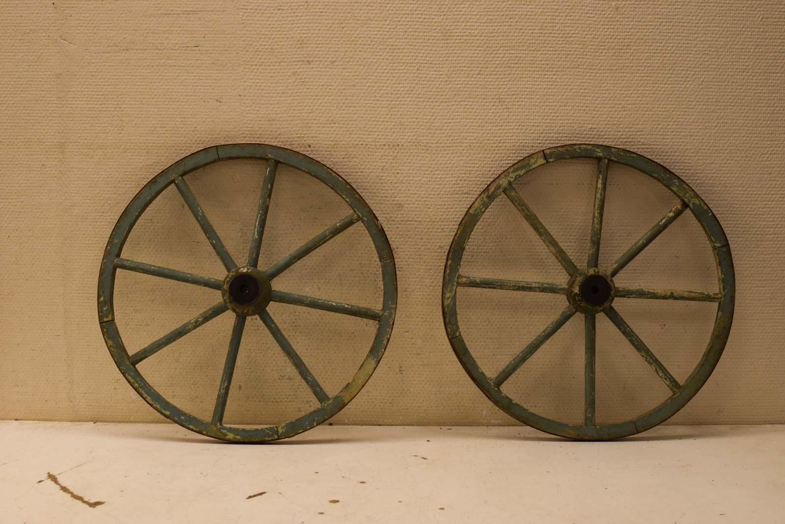 2 stuks Houten Wielen  47241
