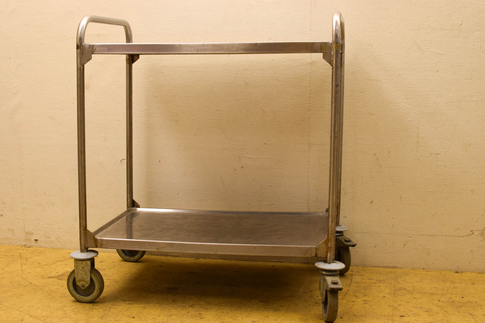 Metalen serveer wagen  47301