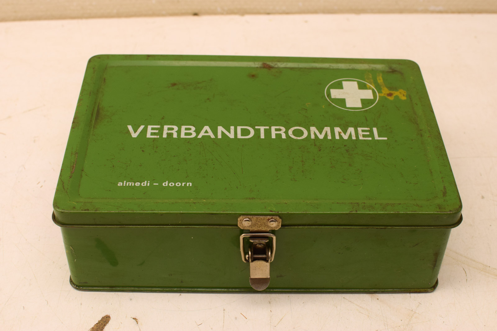 Alternative view of Metalen Verbandtrommel  47323