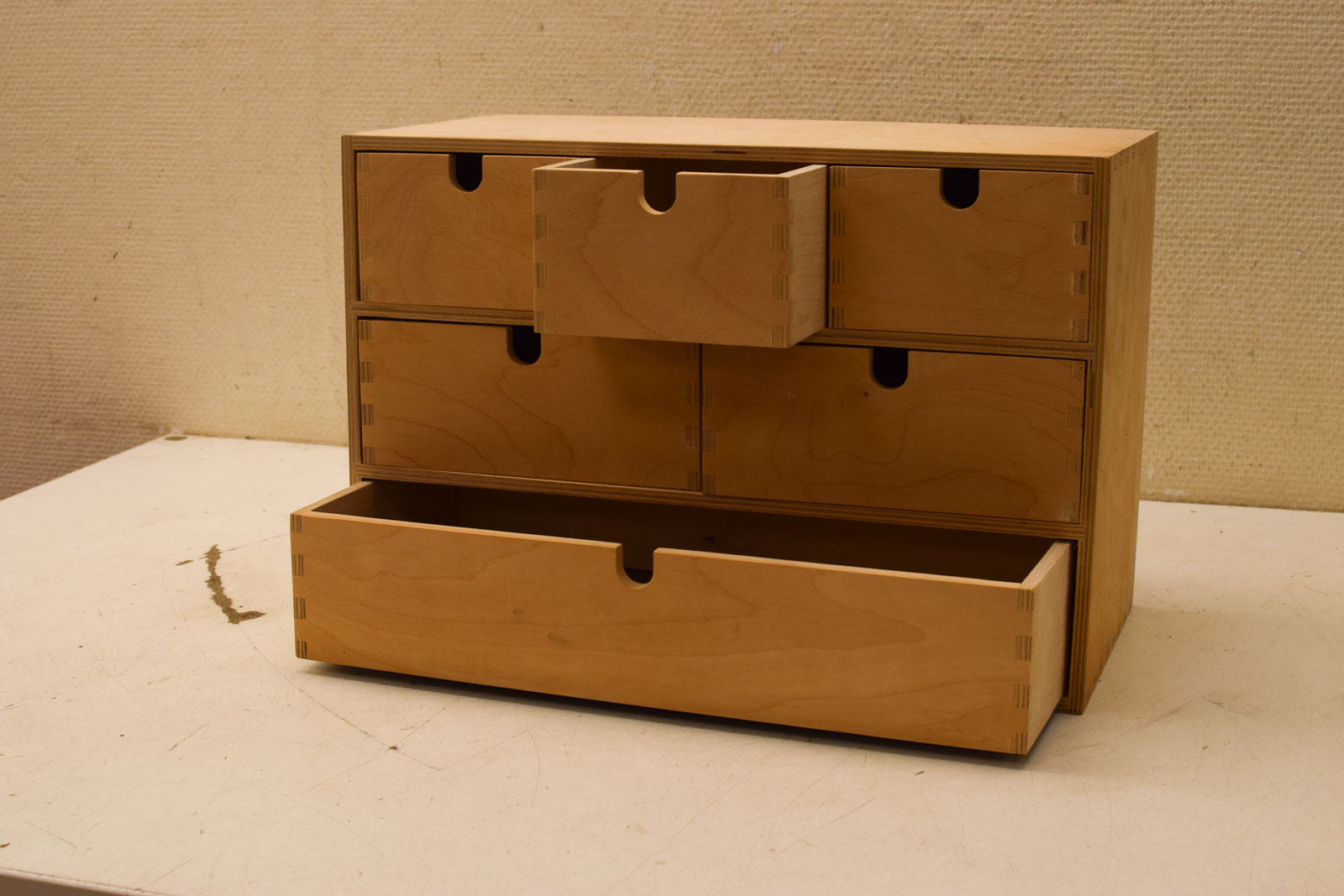 Alternative view of Houten mini ladekast  47357