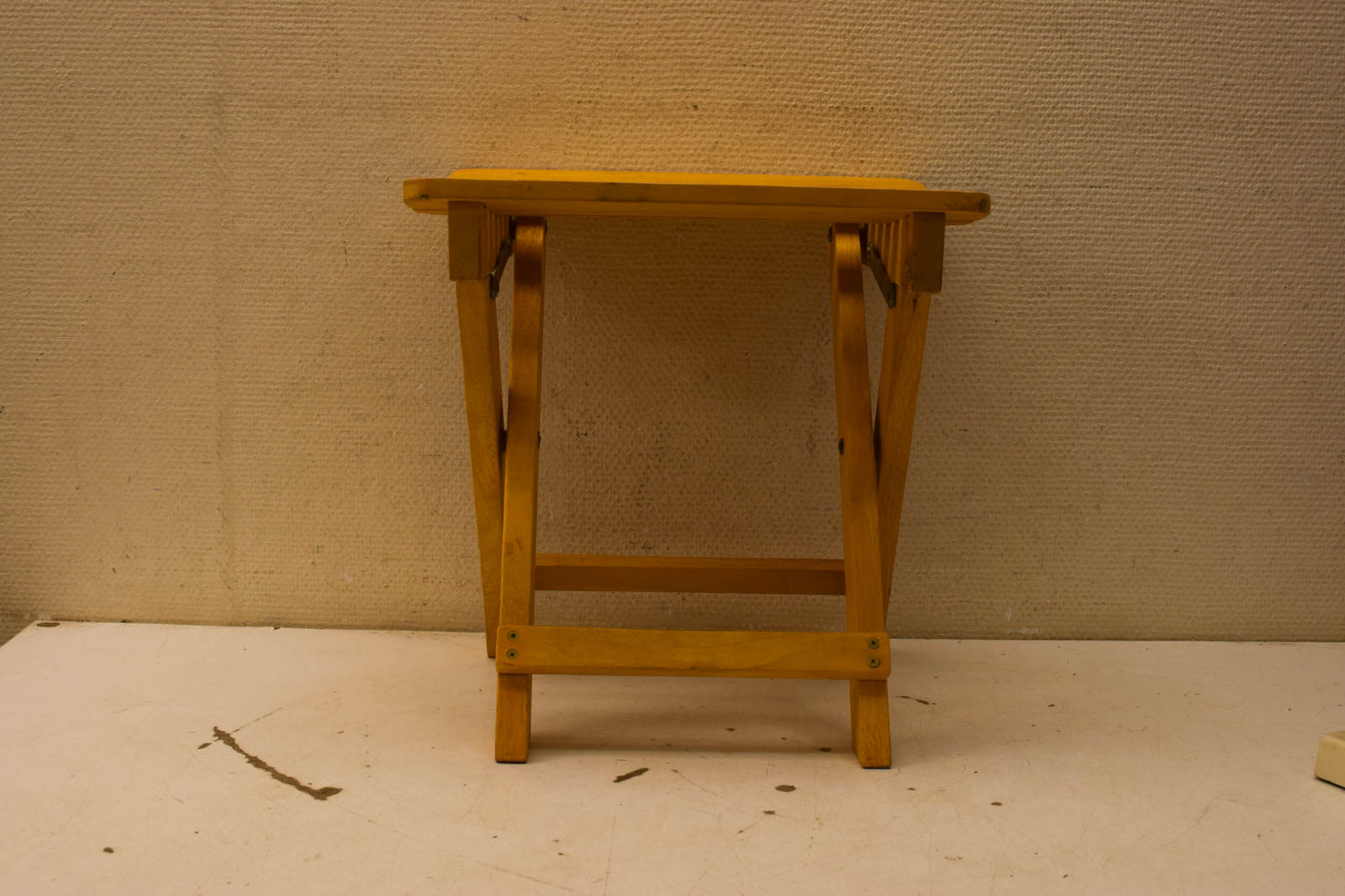 Houten Bijzettafeltje  47395