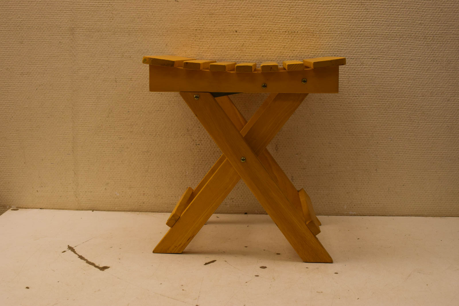 Alternative view of Houten Bijzettafeltje  47395