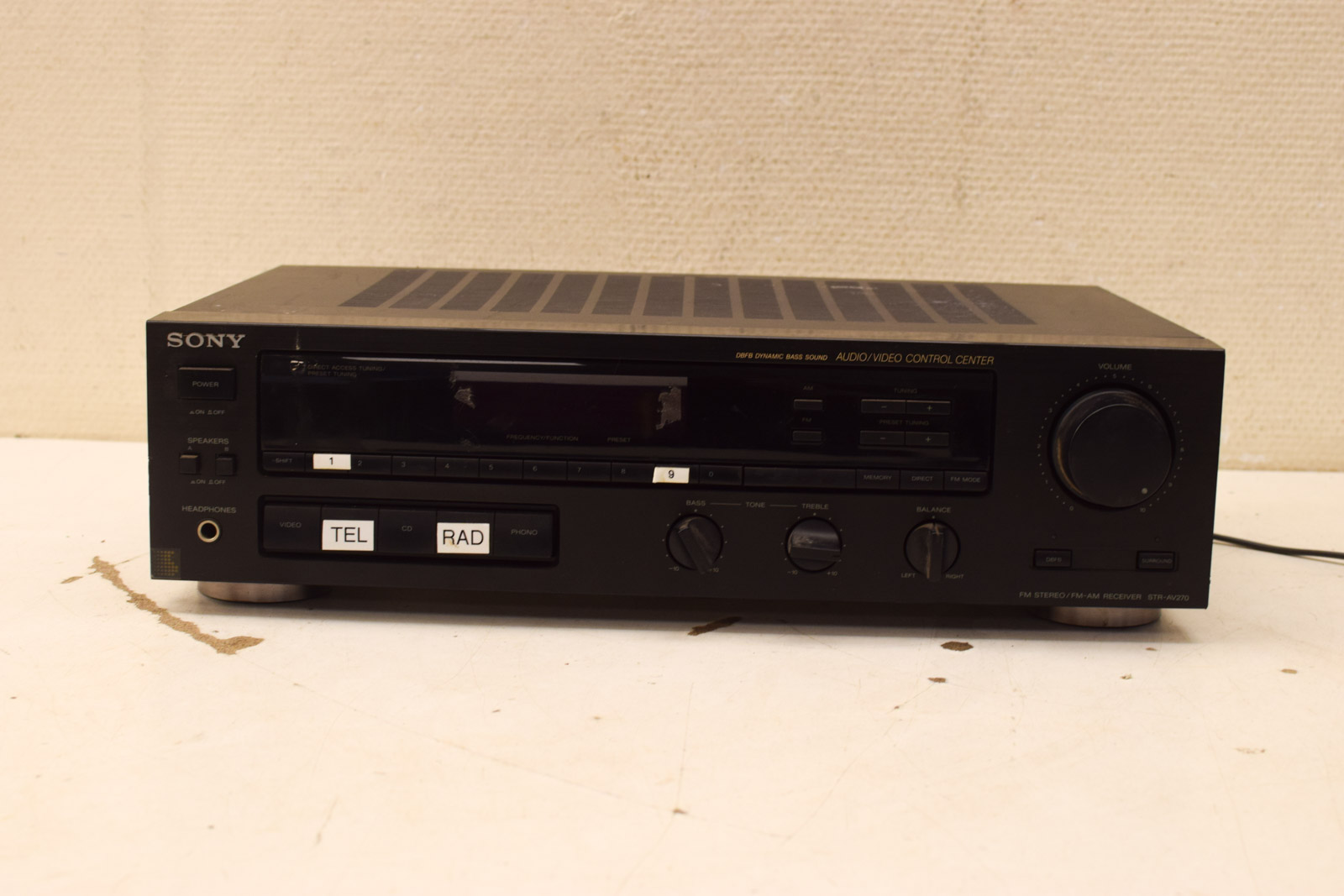 Sony  stereo  FM -AM receiver  47438