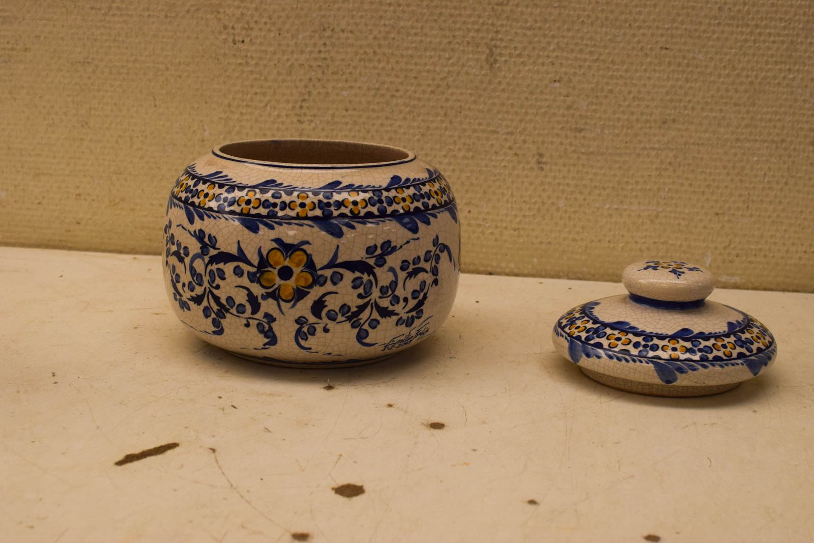 Alternative view of Porseleinen pot met deksel  47473