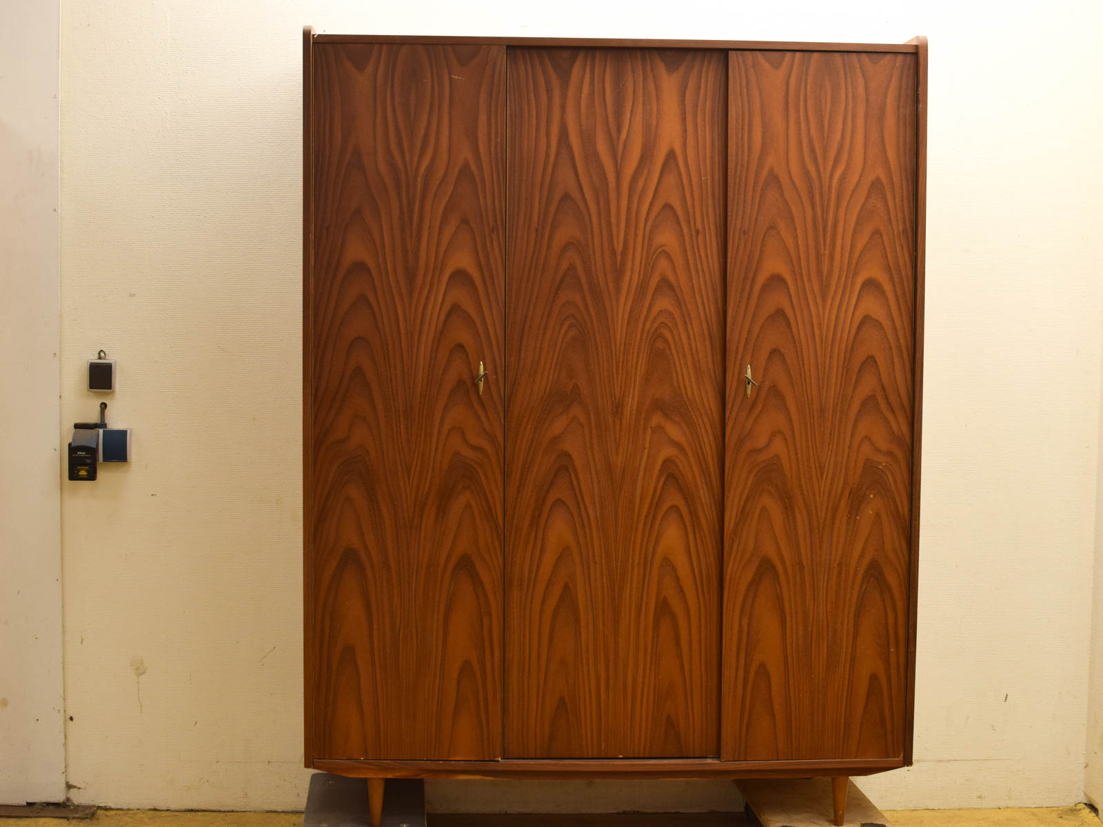 Vintage Kledingkast  47502