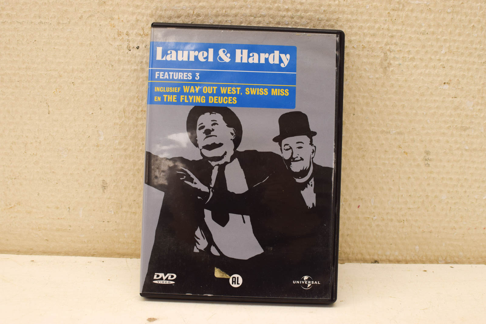 Laurel & Hardy  Features 3  47526
