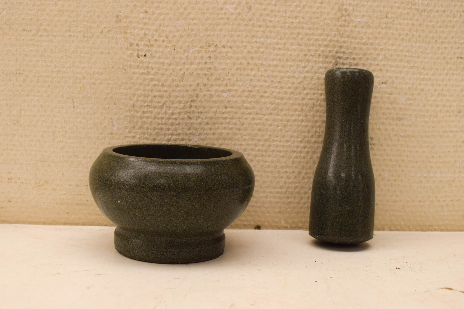 Alternative view of Vijzel met stamper  47535