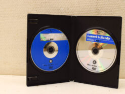 Alternative view of Laurel & Hardy features 4 47540