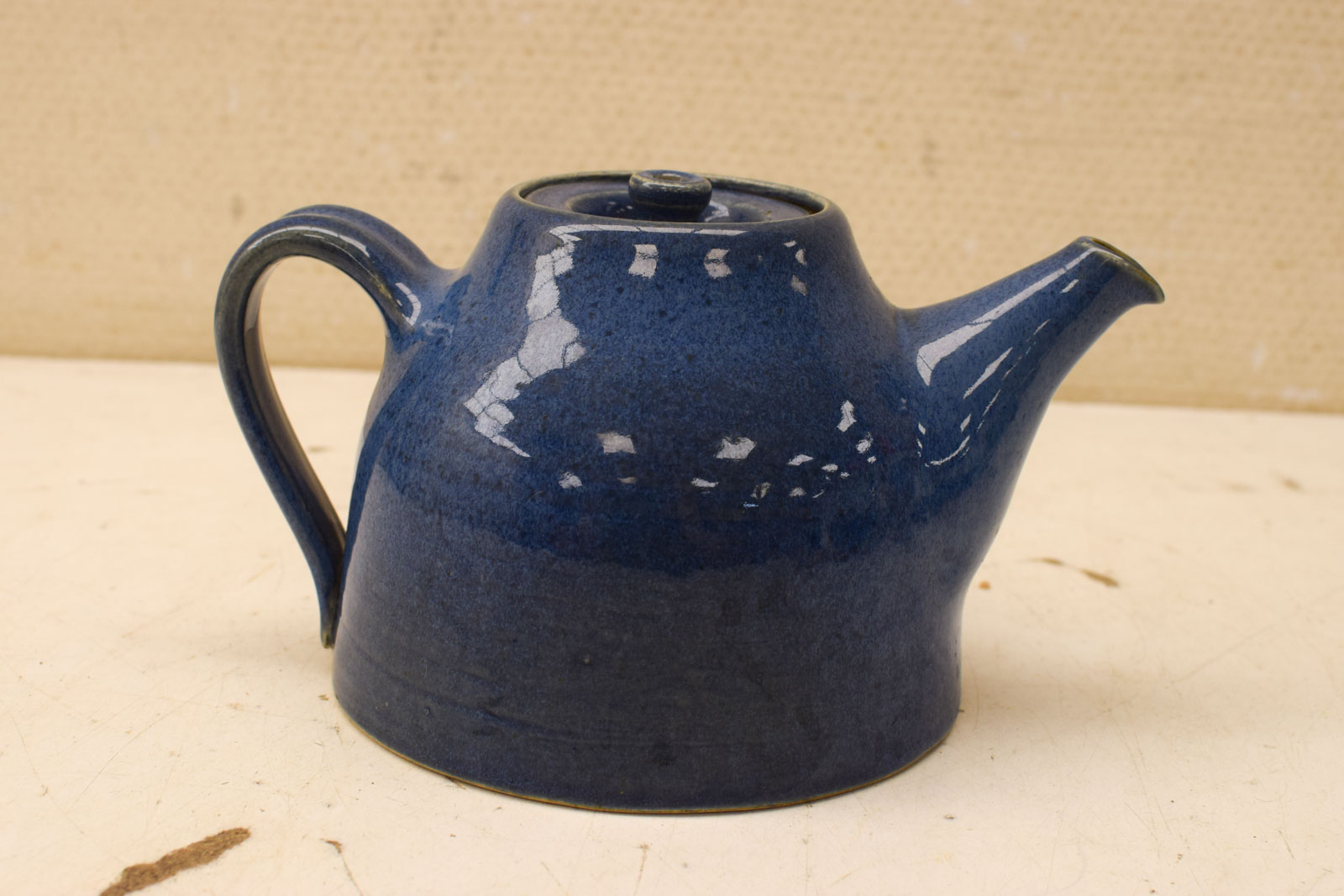 Alternative view of theepot  47545
