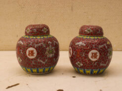 2 stuks porseleinen Chinees Gemberpot met deksel 47561