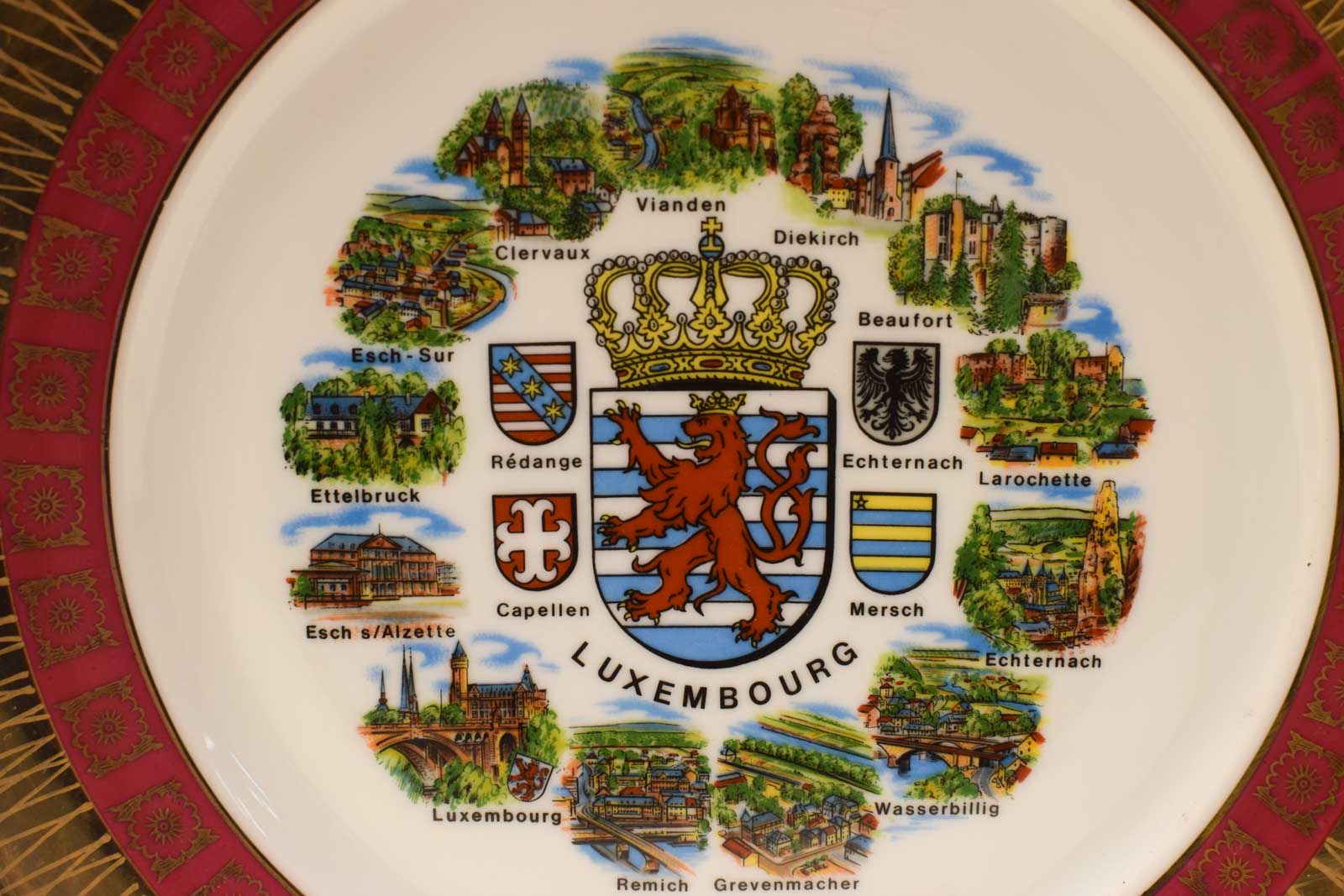 Alternative view of Mitterteich Bavaria  Vintage Luxembourg Souvenir wandbord   47575