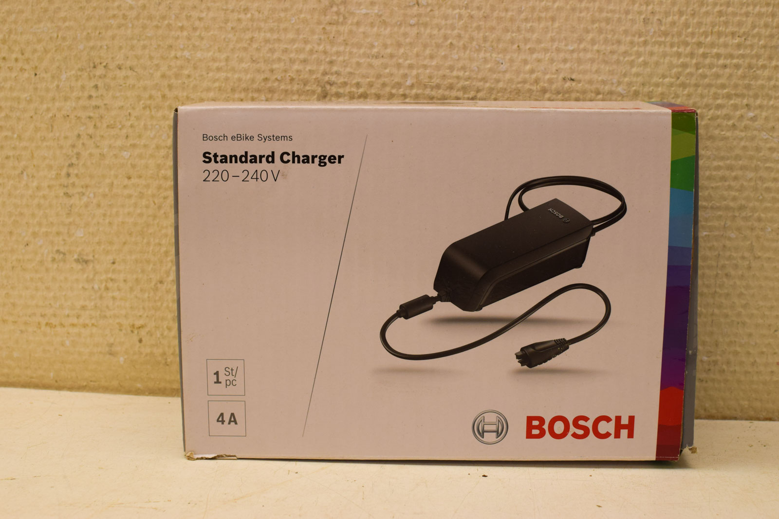Bosch Standard charger 220-240v 47593