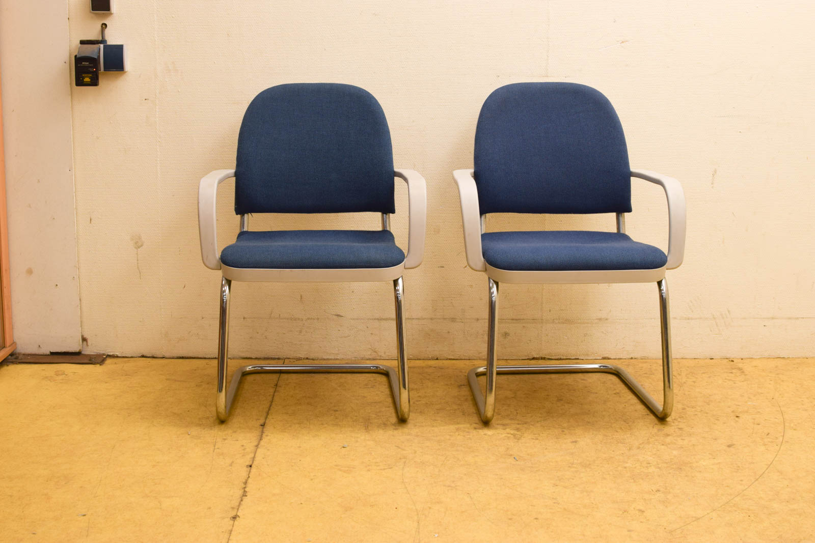6 stuks Vergaderstoelen / Kantinestoel  47627
