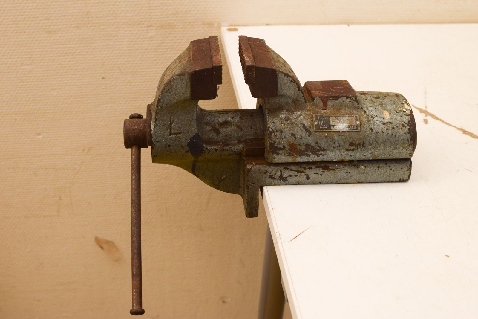 Alternative view of Bankschroef 47643