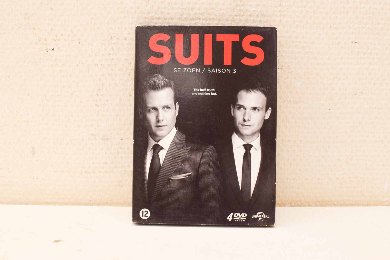 4 dvd box Suits seizoen 3 47701