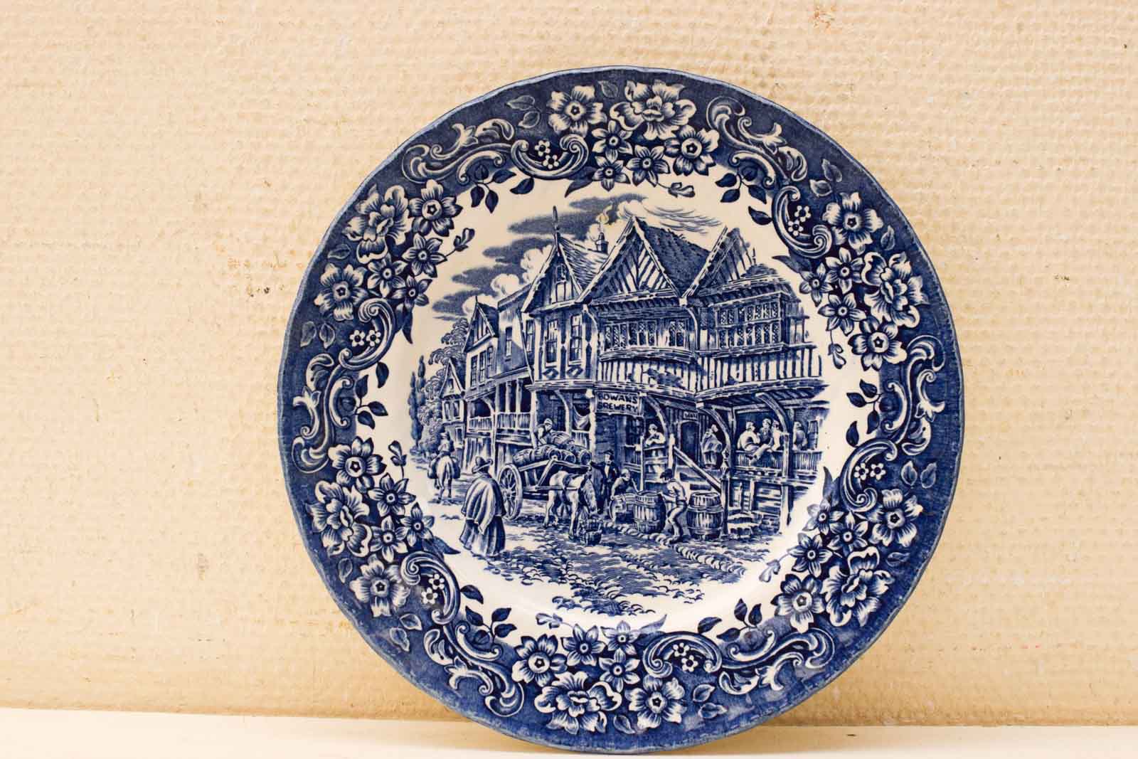 Royal Tudor Ware porseleinen wandbord  47702