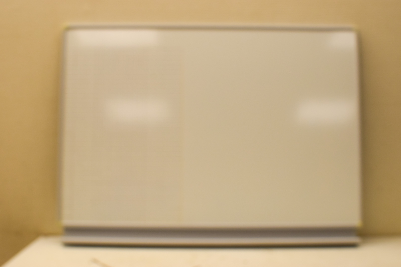 Whiteboard  47786