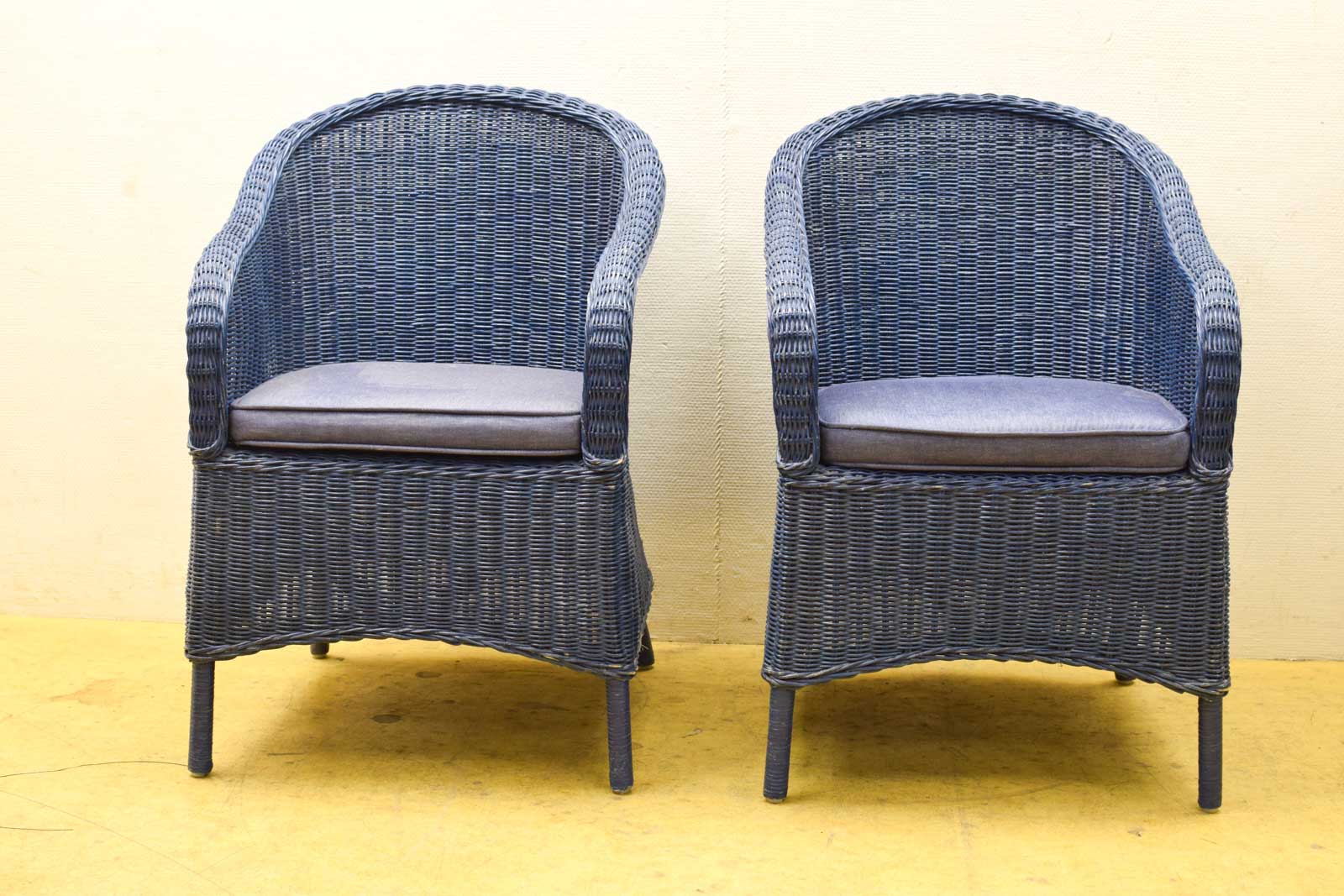 2 Stuks Rieten stoelen  47790