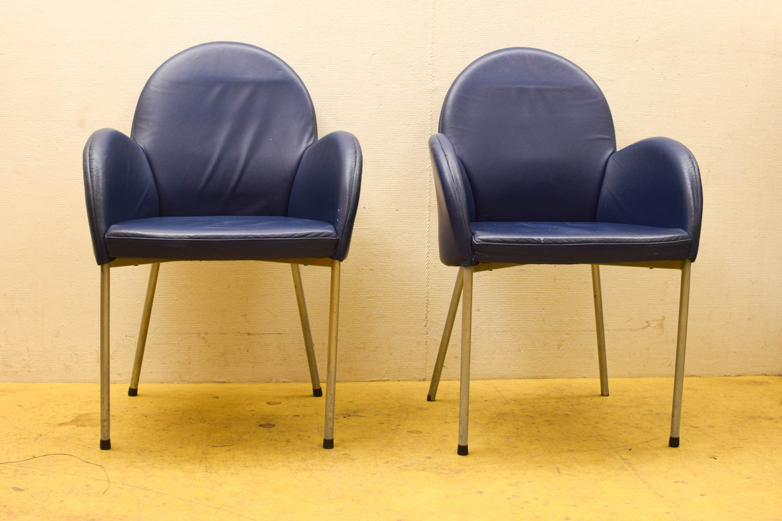 2 stuks stoelen  47814