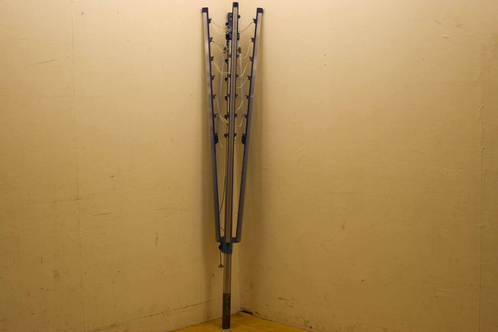 Alternative view of 4 arms Droogmolen  47893
