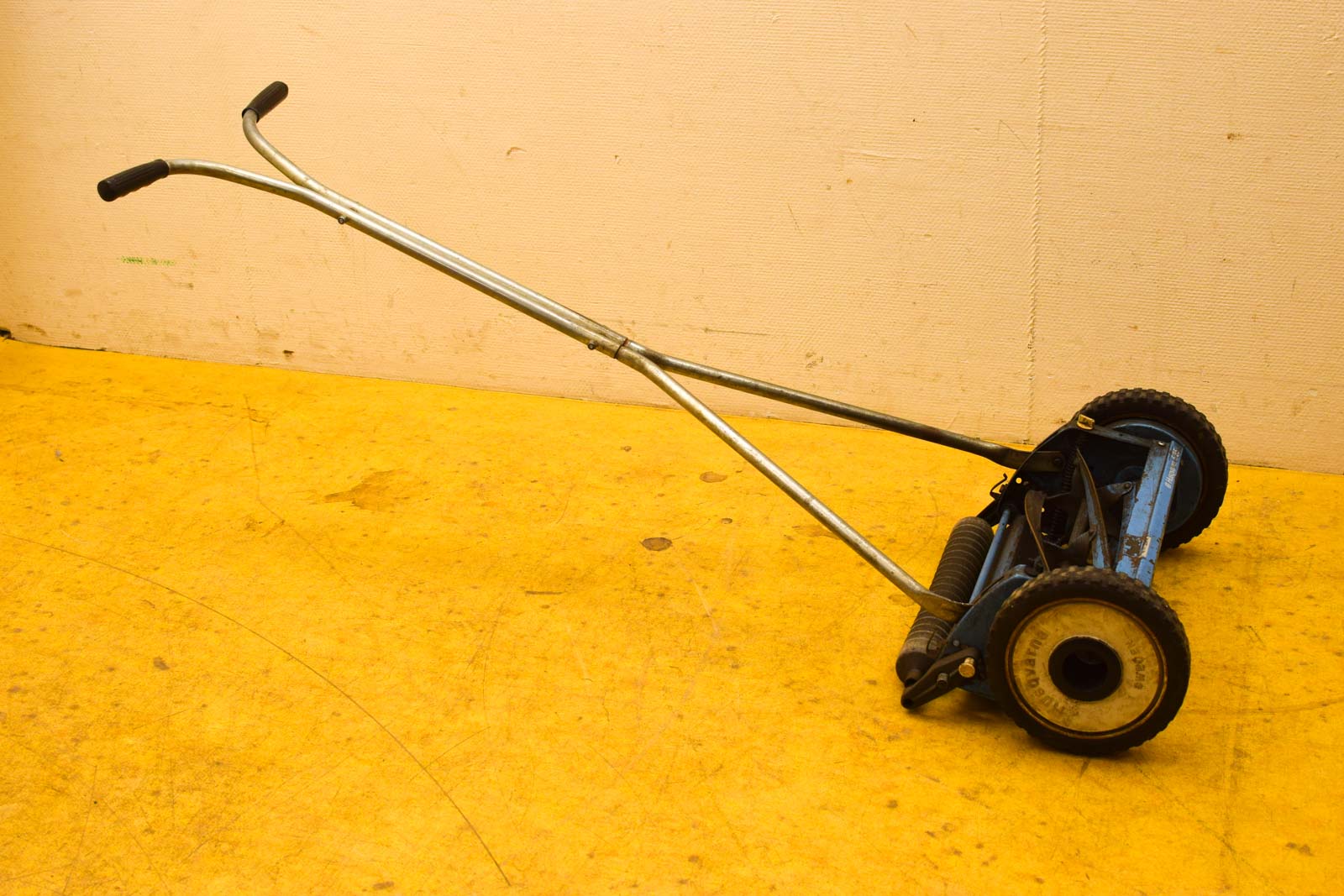 Husqvarna 8/35 handgrasmaaier  47896
