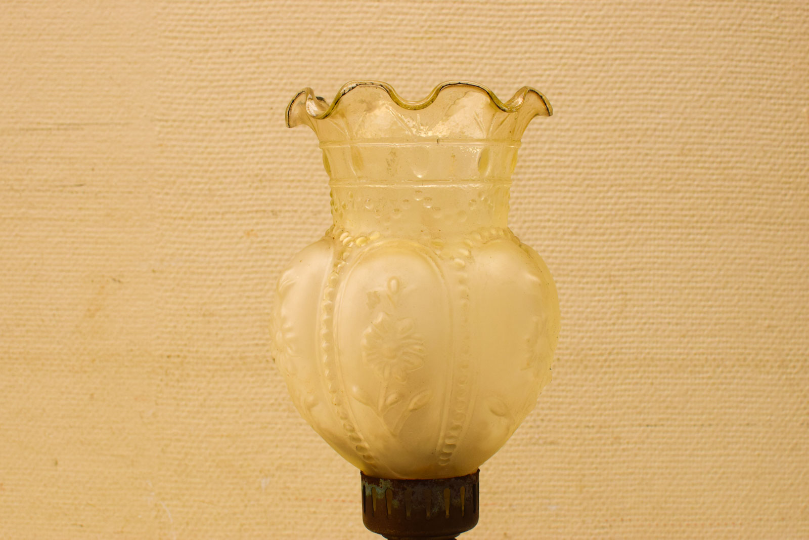 Alternative view of Tafellamp /Olielamp  47918