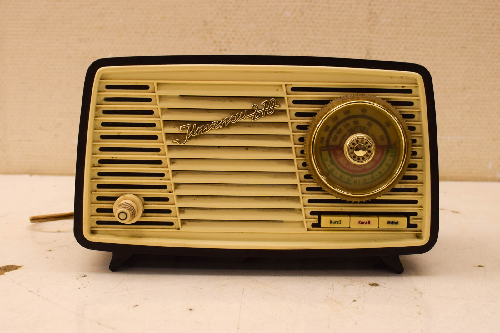 Henau 210 radio 47948