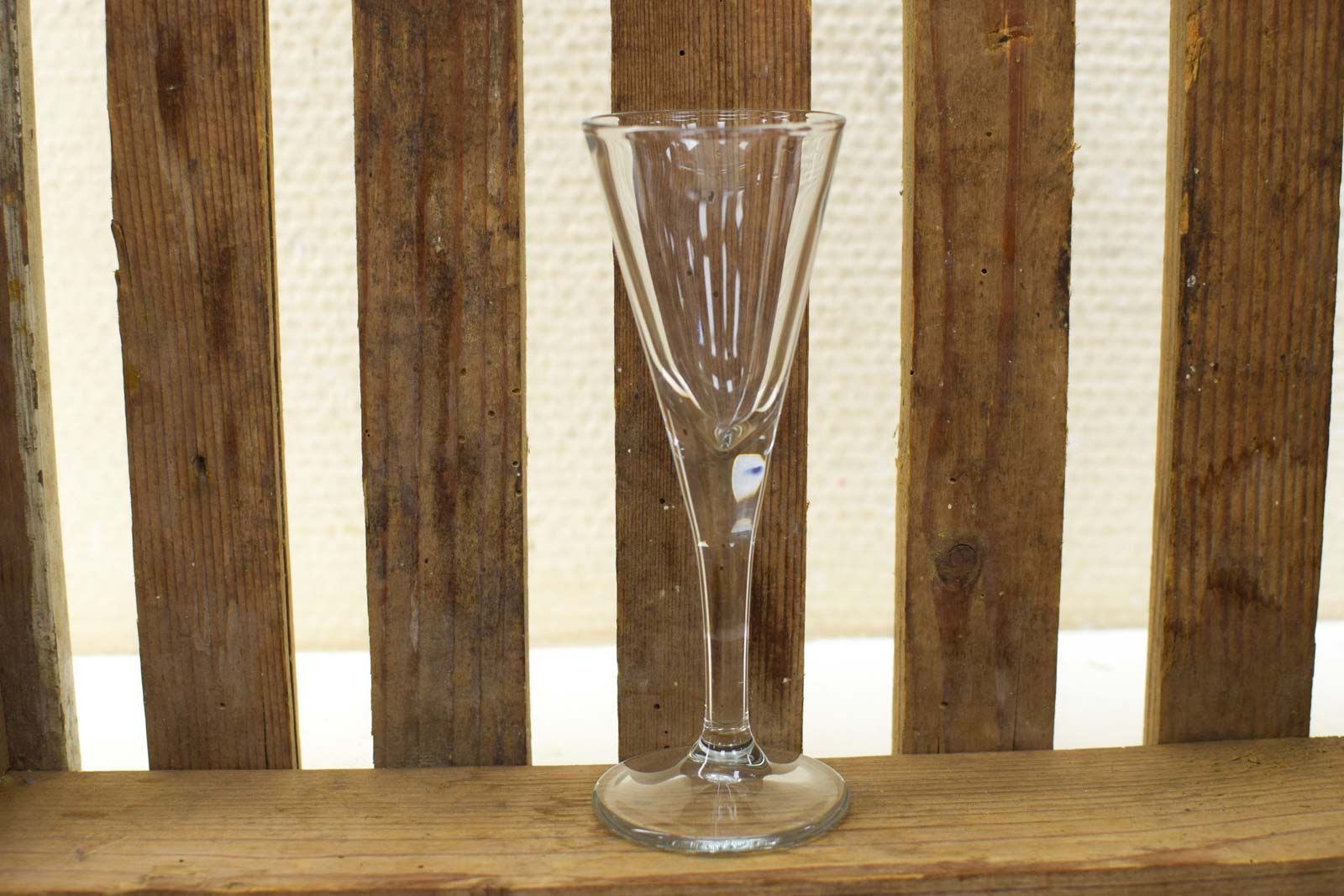 Alternative view of 5 delig bierglazen op voet  47967