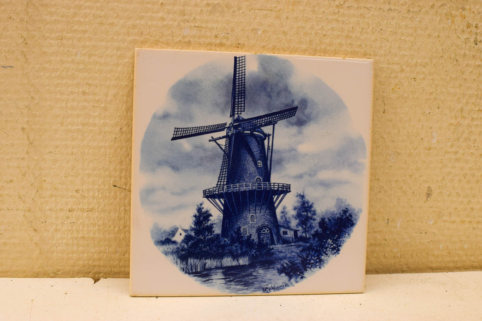 Wandtegel met prent van een molen 47976