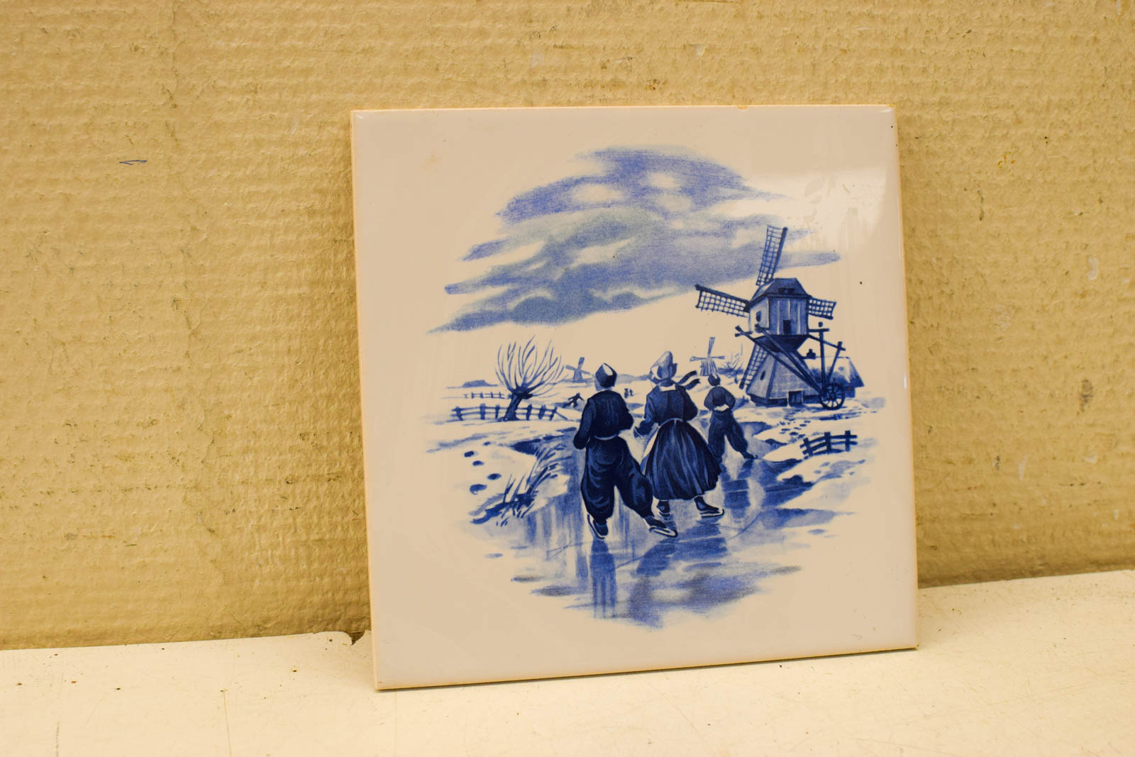 Wandtegel met prent van een molen  47989