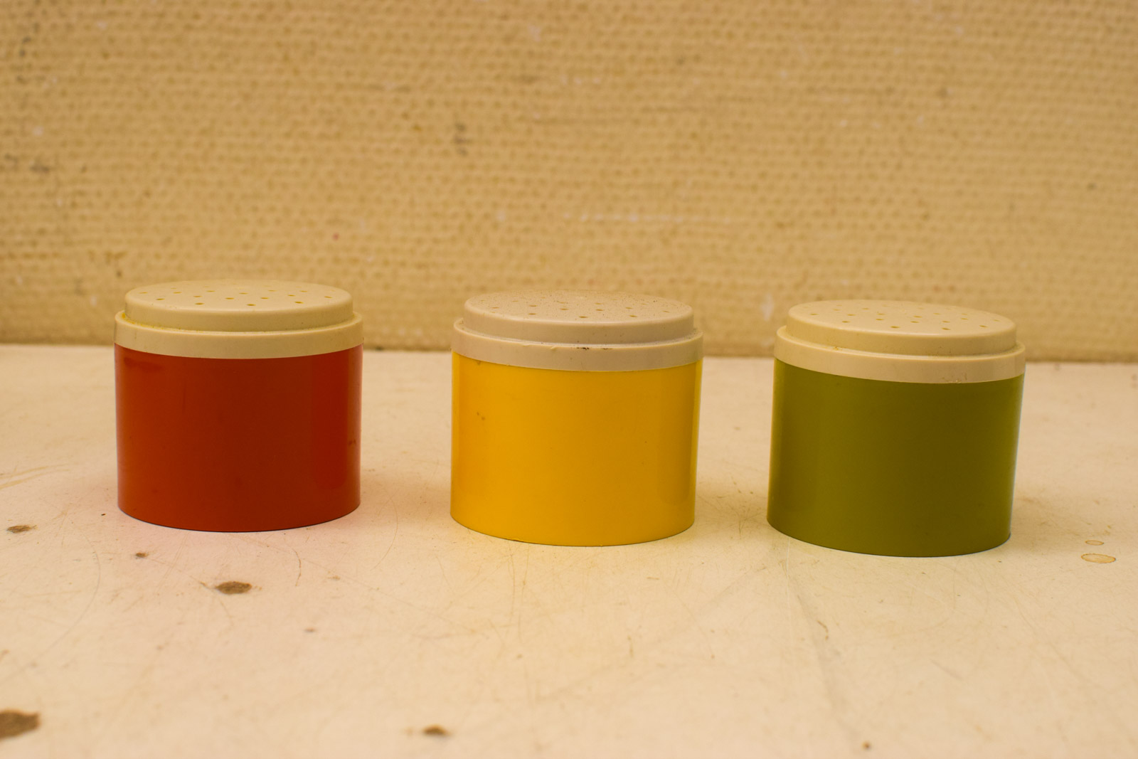 3 stuks Tupperware stapelbare kruidenpotjes  48060