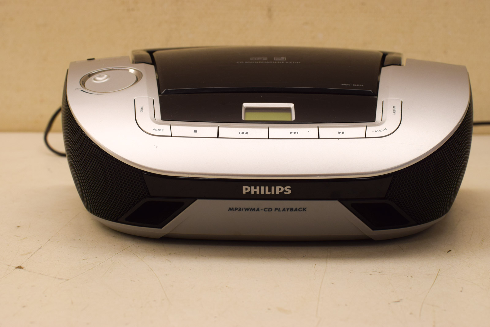Alternative view of Philips mp3/wma-cd back 48069