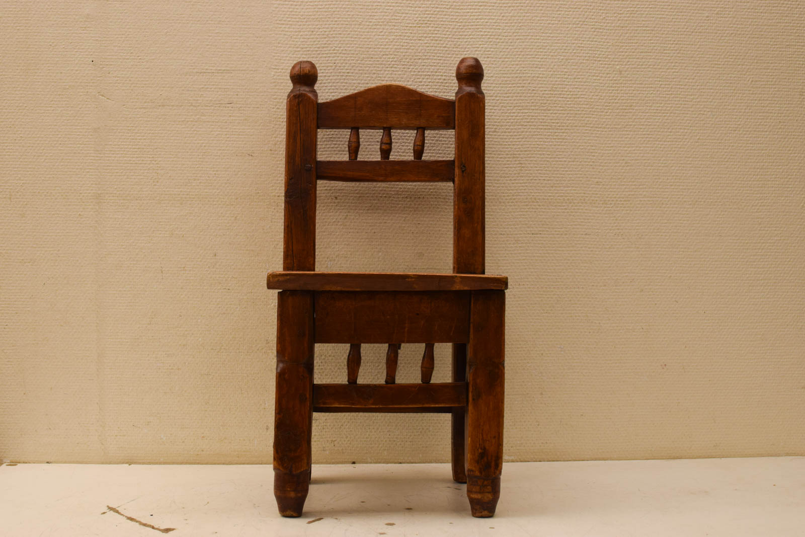 Houten kinderstoel 48169