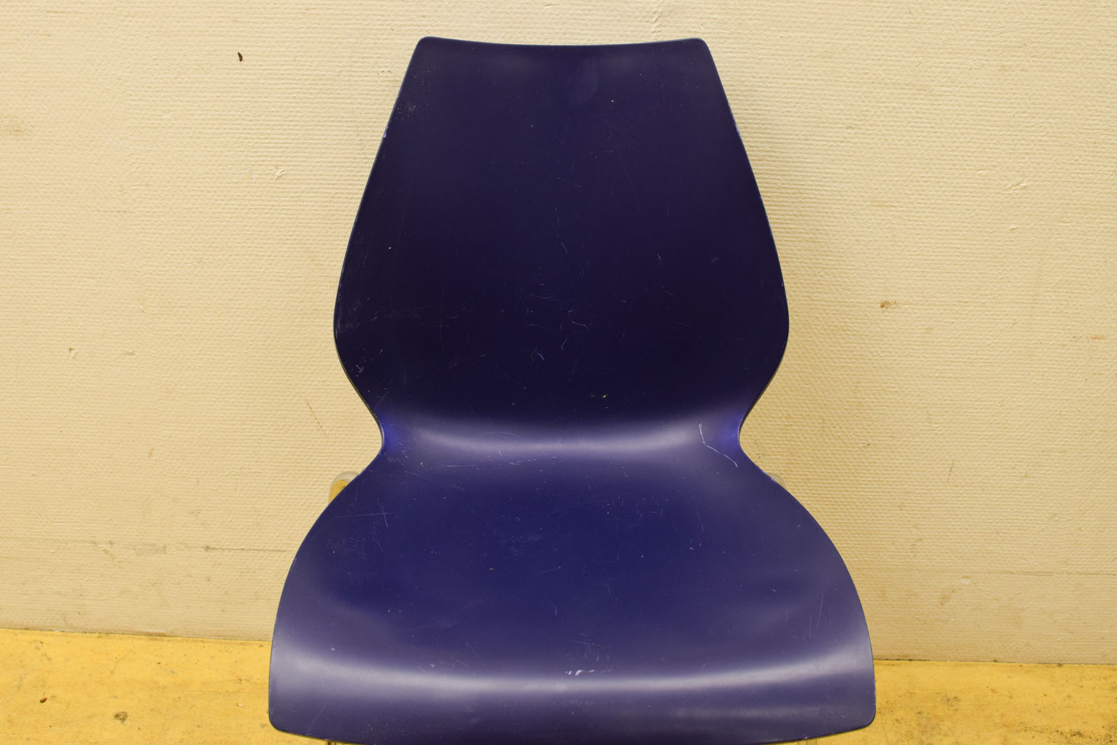 Alternative view of 1 stoel  48221