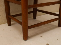 Alternative view of Houten kinderstoel met rieten zitting 48237