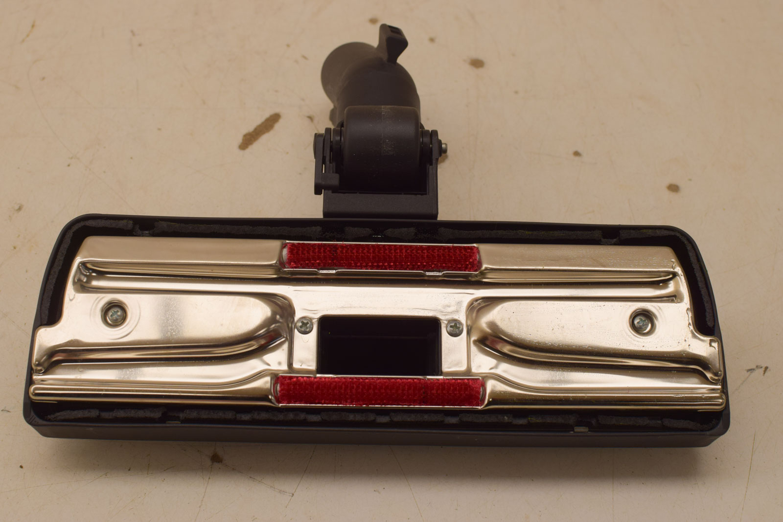 Alternative view of Mondstuk van een miele stofzuiger  48241