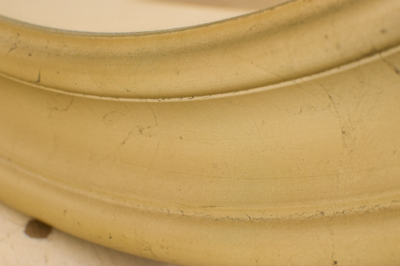 Alternative view of Ronde  houten wandspiegel  48244