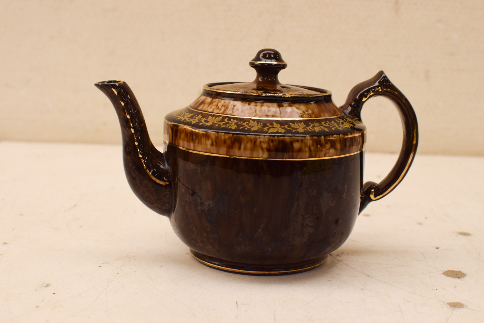 Alternative view of Porseleinen theepot  48271