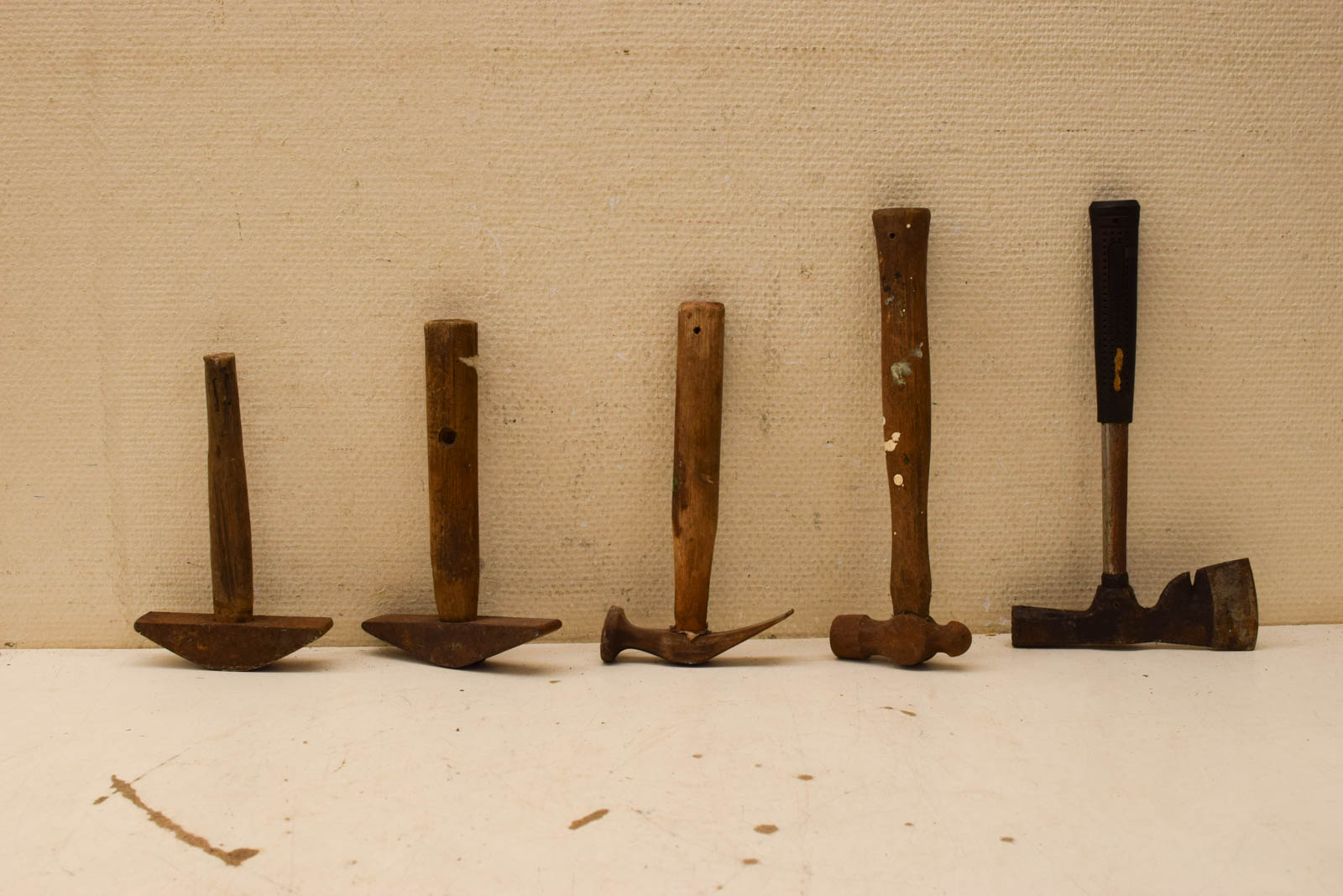 Alternative view of 5 stuks oude hamers 48300