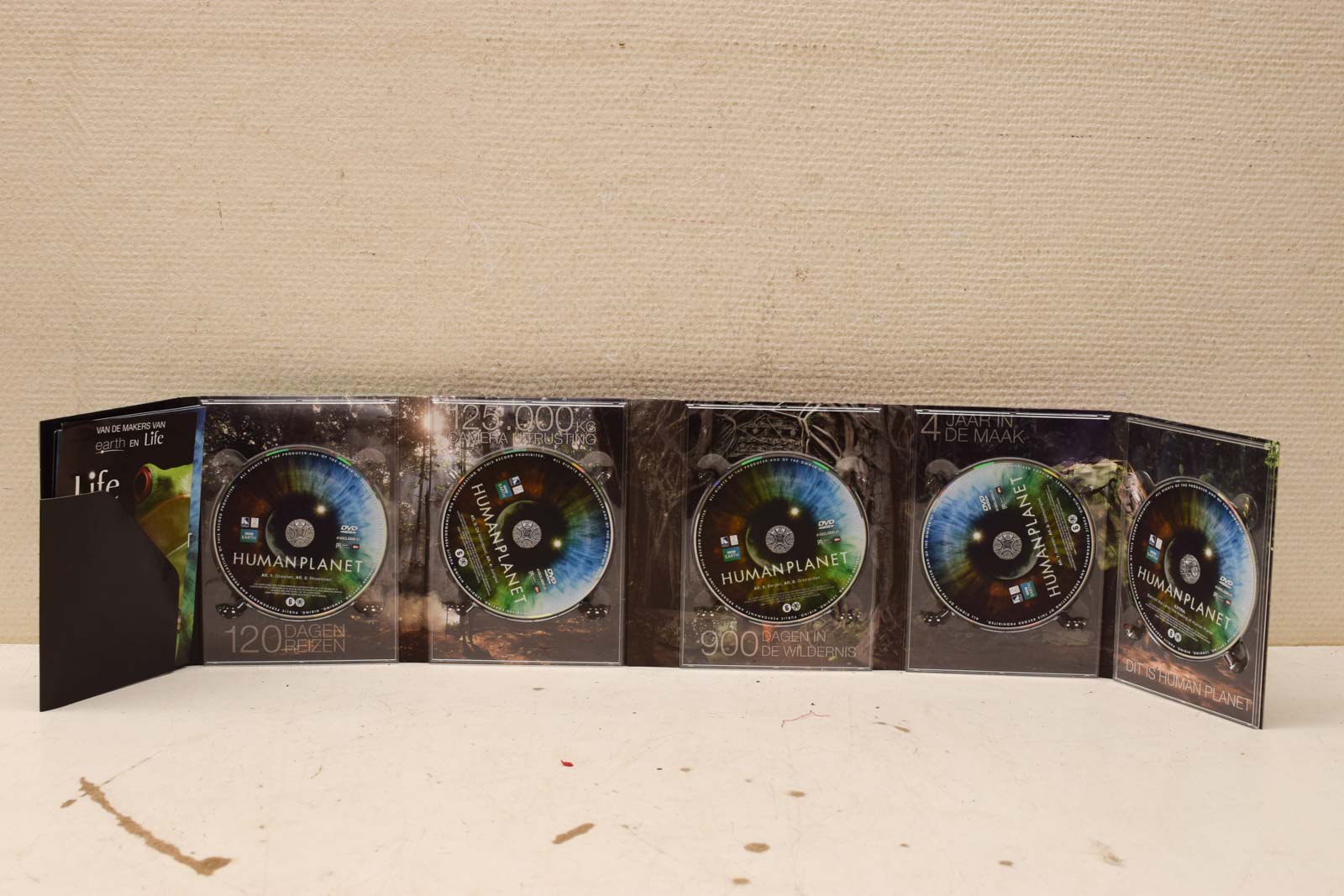 Alternative view of 5 dvd box Human Planet ontdek de symbiose tussen mens en natuur  48319