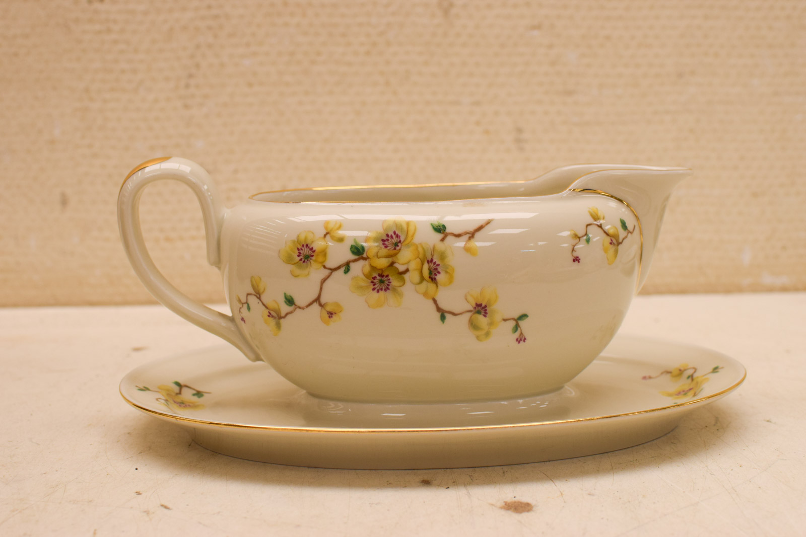 Alternative view of Johann Haviland Bavaria porseleinen jus/Saus schaaltje met vast schoteltje  48363
