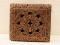 Alternative view of Houten voetenstoof 48399