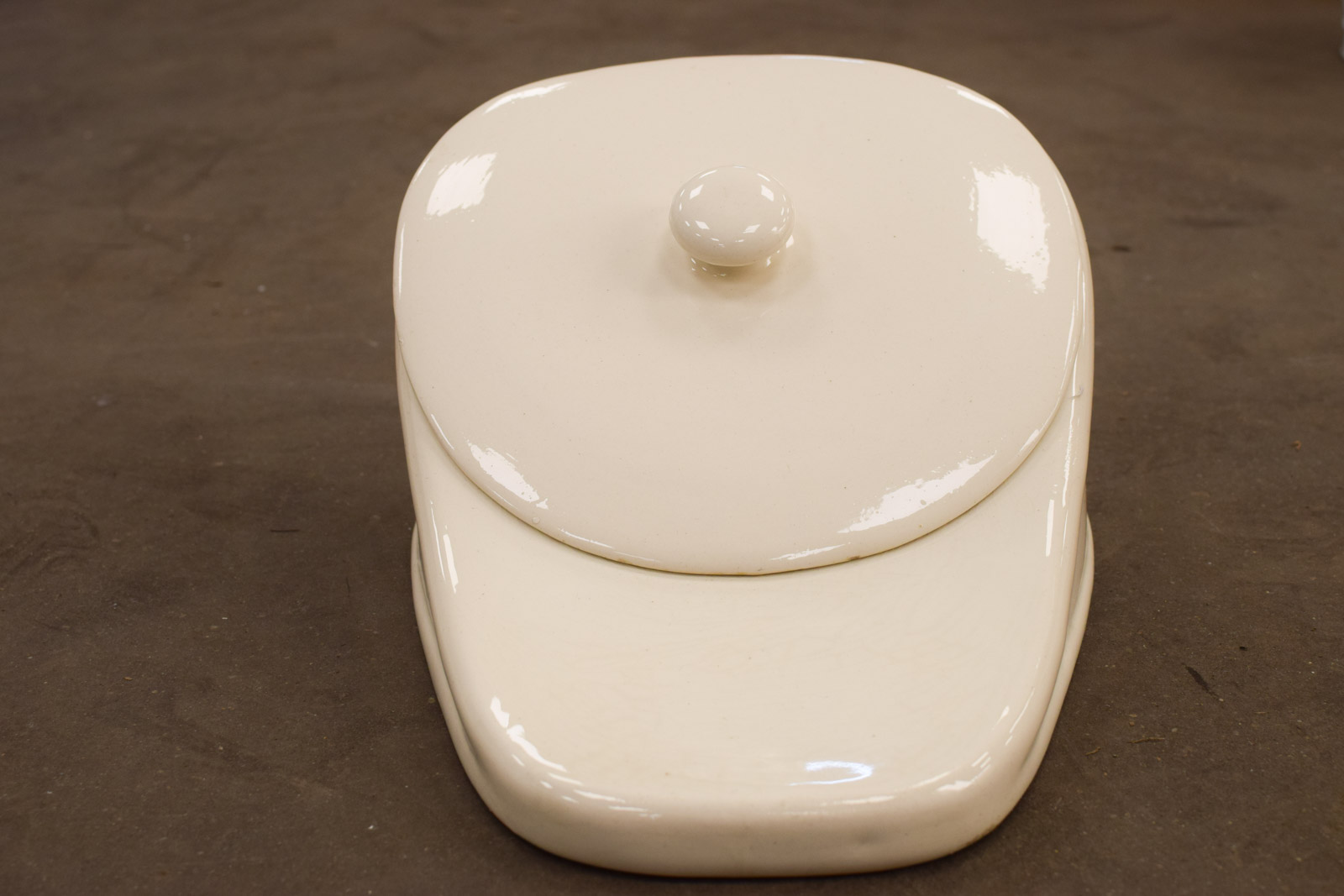 Societe Ceramique porseleinen ondersteek  48404