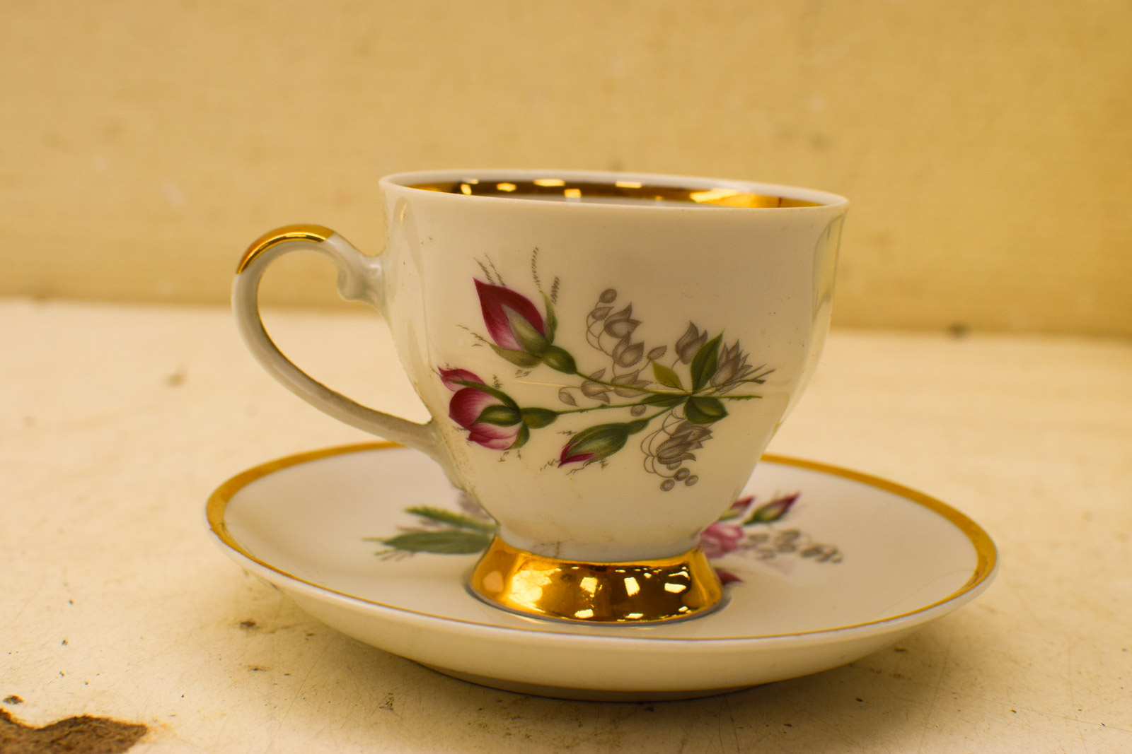 Alternative view of Tirschenreuth Bavaria porseleinen kop en schoteltje 48425