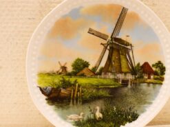 Alternative view of Royal Schwabap porseleinen wandbord met prent van een molen 48426