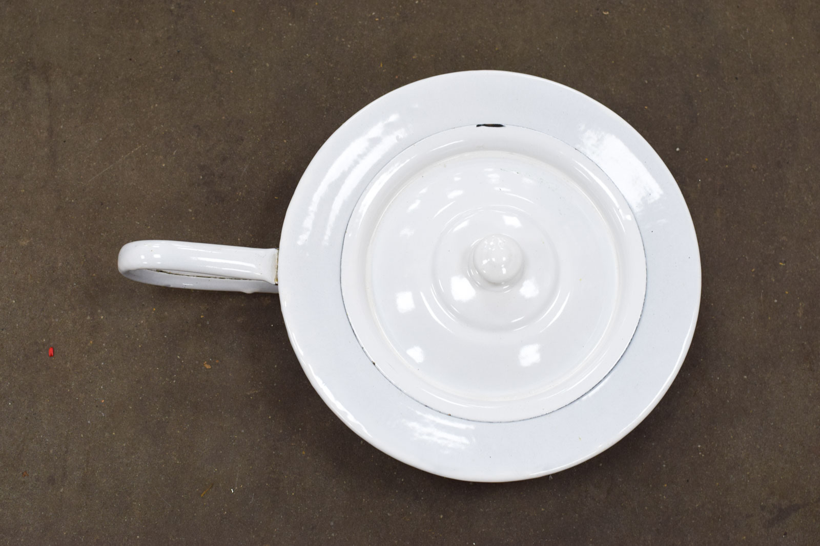 Alternative view of Emaille ondersteek  48490