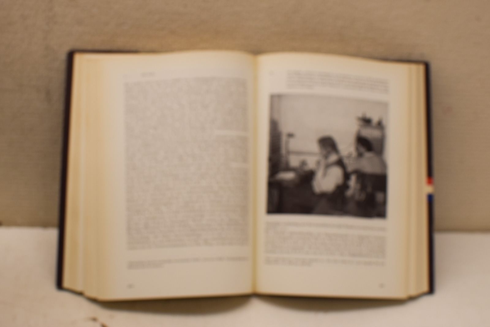 Alternative view of boek De Nederlandse strijdkrachten  1 48548