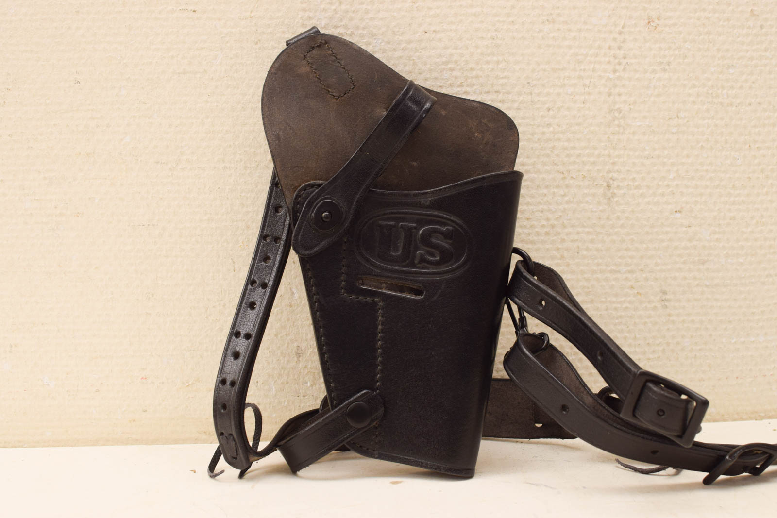 Alternative view of Lederen schouder holster  voor een pistool 48566