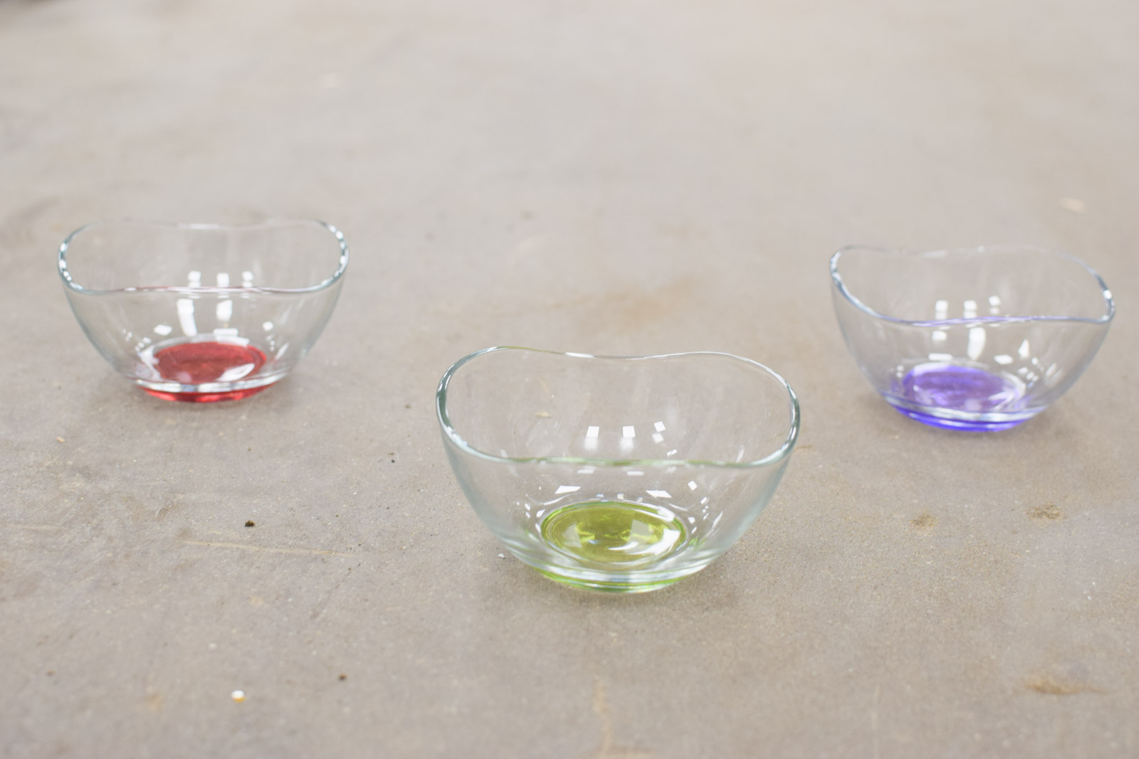 3 Glazen schaaltjes 48573